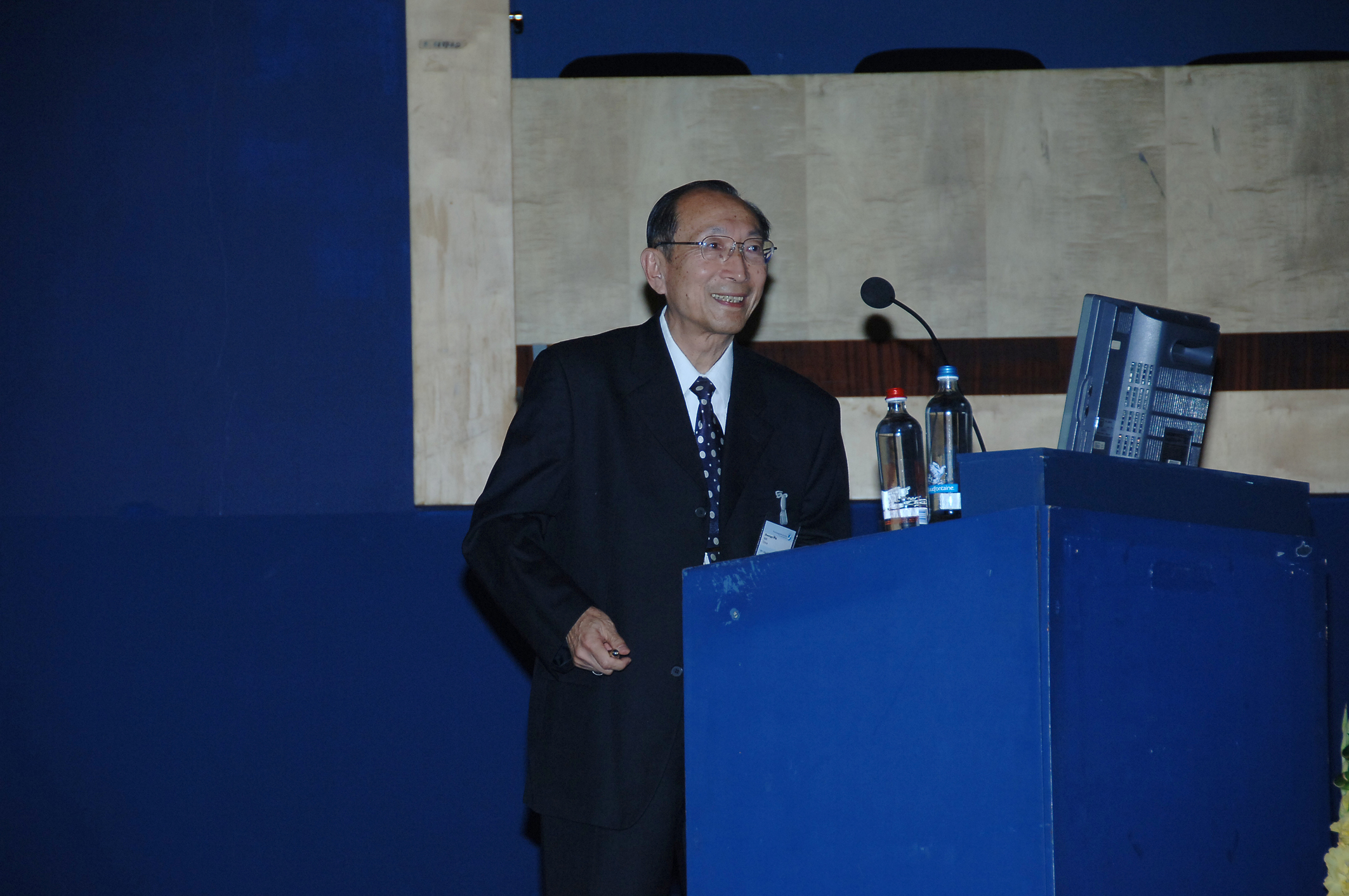 第8届先进动力工程材料国际会议，2006.09.18，巴黎
